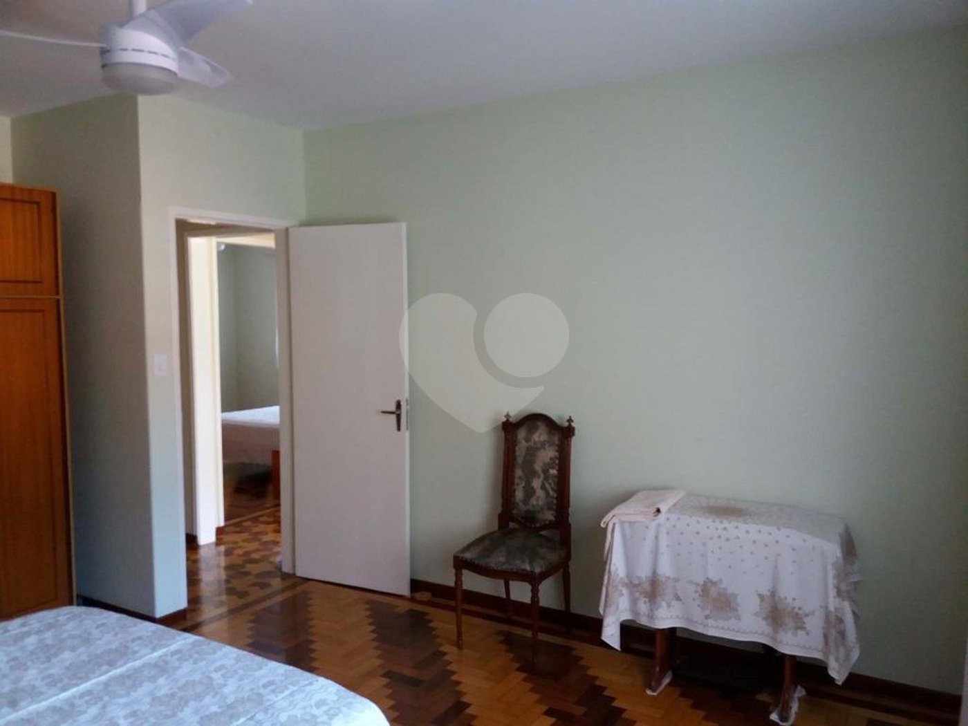 Sobrado à venda com 3 quartos, sendo 1 suíte, em Tremembé, São Paulo, SP