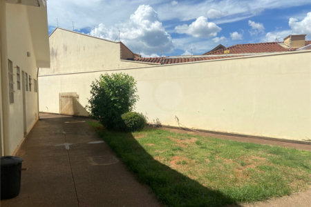 Casa à venda com 3 suítes em Jardim Primavera, Araraquara, SP