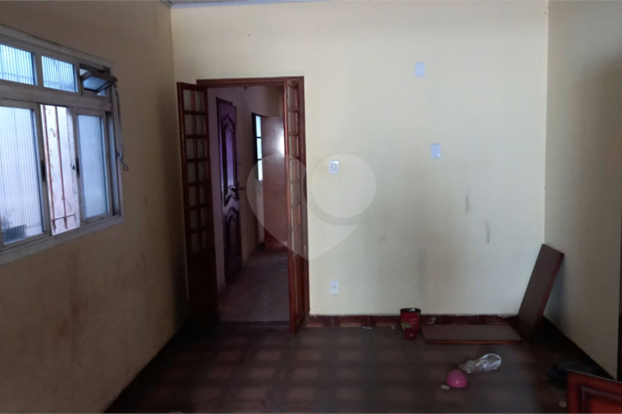 Terreno à venda com 8 quartos, sendo 2 suítes, em Santana, São Paulo, SP