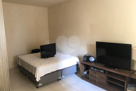 Casa à venda com 3 quartos, sendo 2 suítes,  em Jardim do Lago, Atibaia, SP