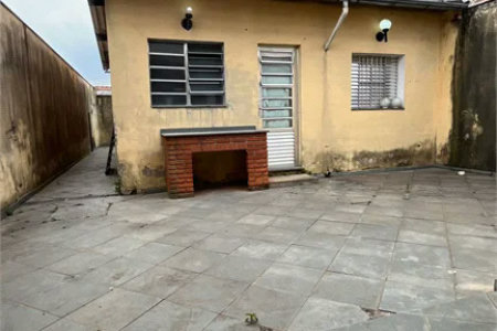 Casa Térrea à venda com 3 quartos em Jardim Dom José, São Paulo, SP