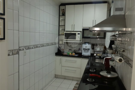 Apartamento à venda com 3 quartos, sendo 2 suítes, em Pinheiros, São Paulo, SP