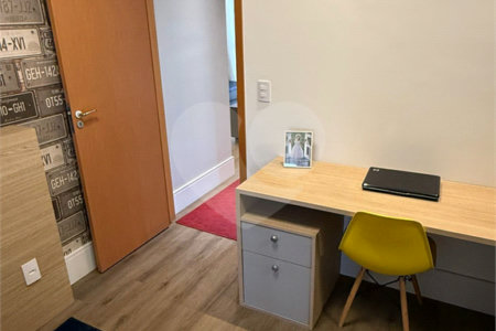 Apartamento à venda com 2 quartos, sendo 1 suíte, em Campestre, Santo André, SP