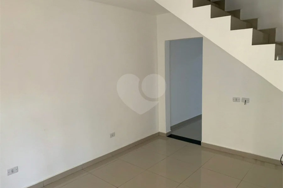 Sobrado à venda com 2 quartos em Tremembé, São Paulo, SP