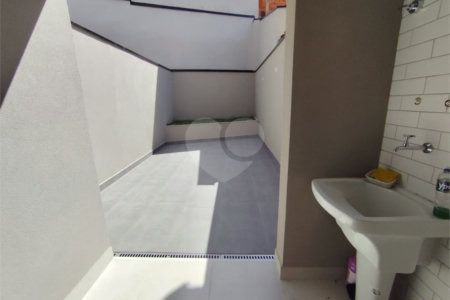 Sobrado à venda com 3 quartos, sendo 1 suíte, em Santa Teresinha, São Paulo, SP