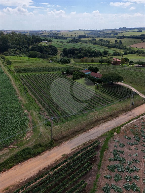 Sítio à venda com 2 quartos em Mirim, Indaiatuba, SP