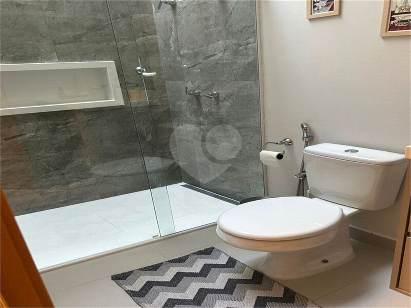 Casa à venda com 3 suítes no condomínio Jardim Residencial Dona Maria José, Indaiatuba - SP