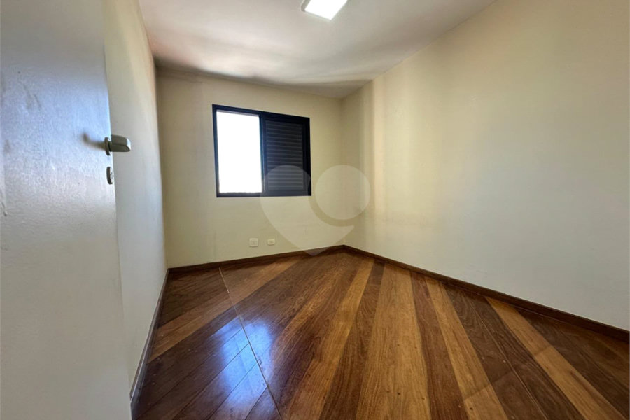 Apartamento à venda com 3 quartos, sendo 1 suíte, em Parada Inglesa, São Paulo, SP