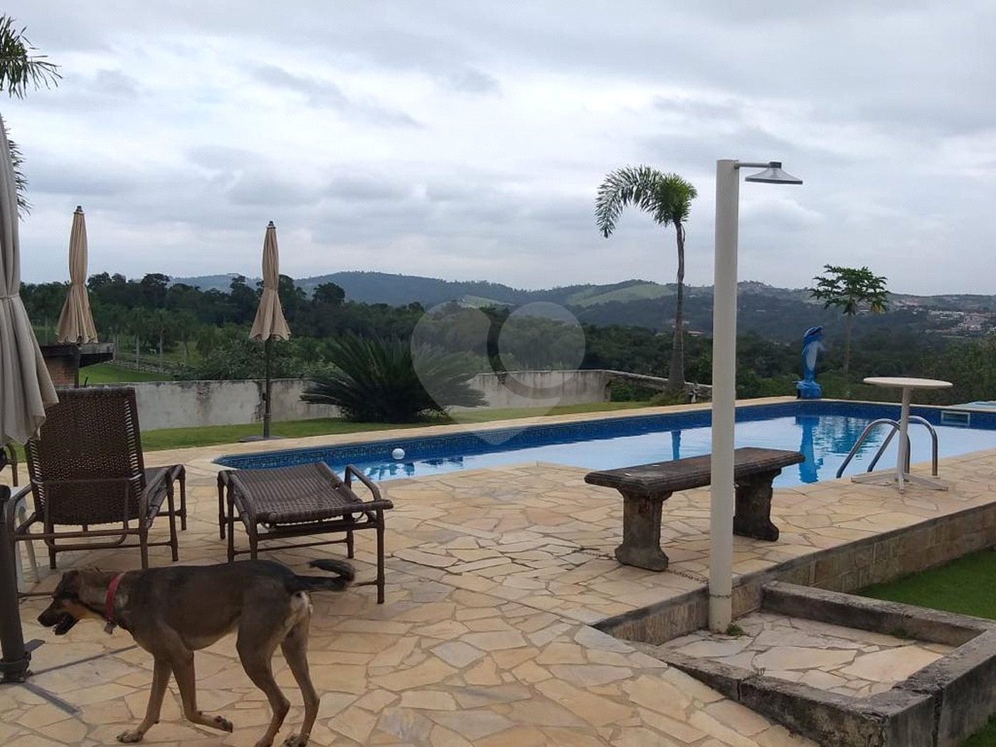 Chácara à venda com 3 suítes em Ribeirão dos Porcos, Atibaia, SP