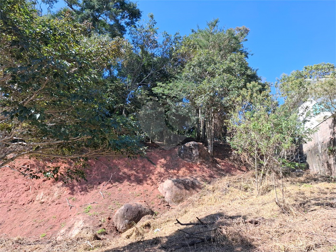Terreno à venda no condomínio Itaguaçu da Cantareira, São Paulo - SP