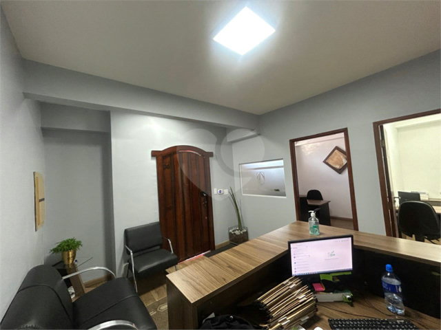 Sobrado para alugar com 5 quartos, sendo 1 suíte,  em Chácara Santo Antônio, São Paulo, SP