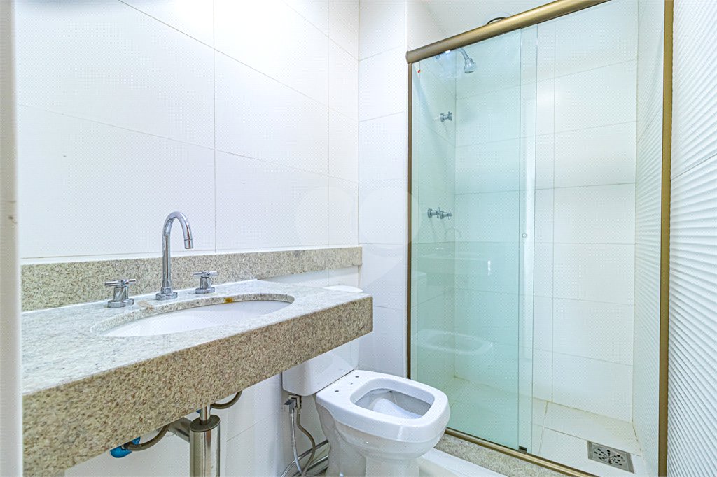 Apartamento à venda com 3 quartos, sendo 1 suíte, em Lagoa, Rio de Janeiro, RJ