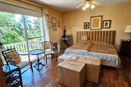 Casa à venda com 3 quartos, sendo 2 suítes,  no condomínio La Vilette, São Paulo - SP
