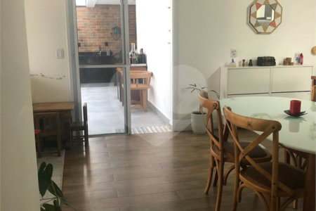 Apartamento à venda com 3 quartos, sendo 1 suíte, em Jardim Parque Morumbi, São Paulo, SP
