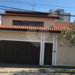 Sobrado à venda com 6 quartos, sendo 3 suítes, em Jardim Refúgio, Sorocaba, SP