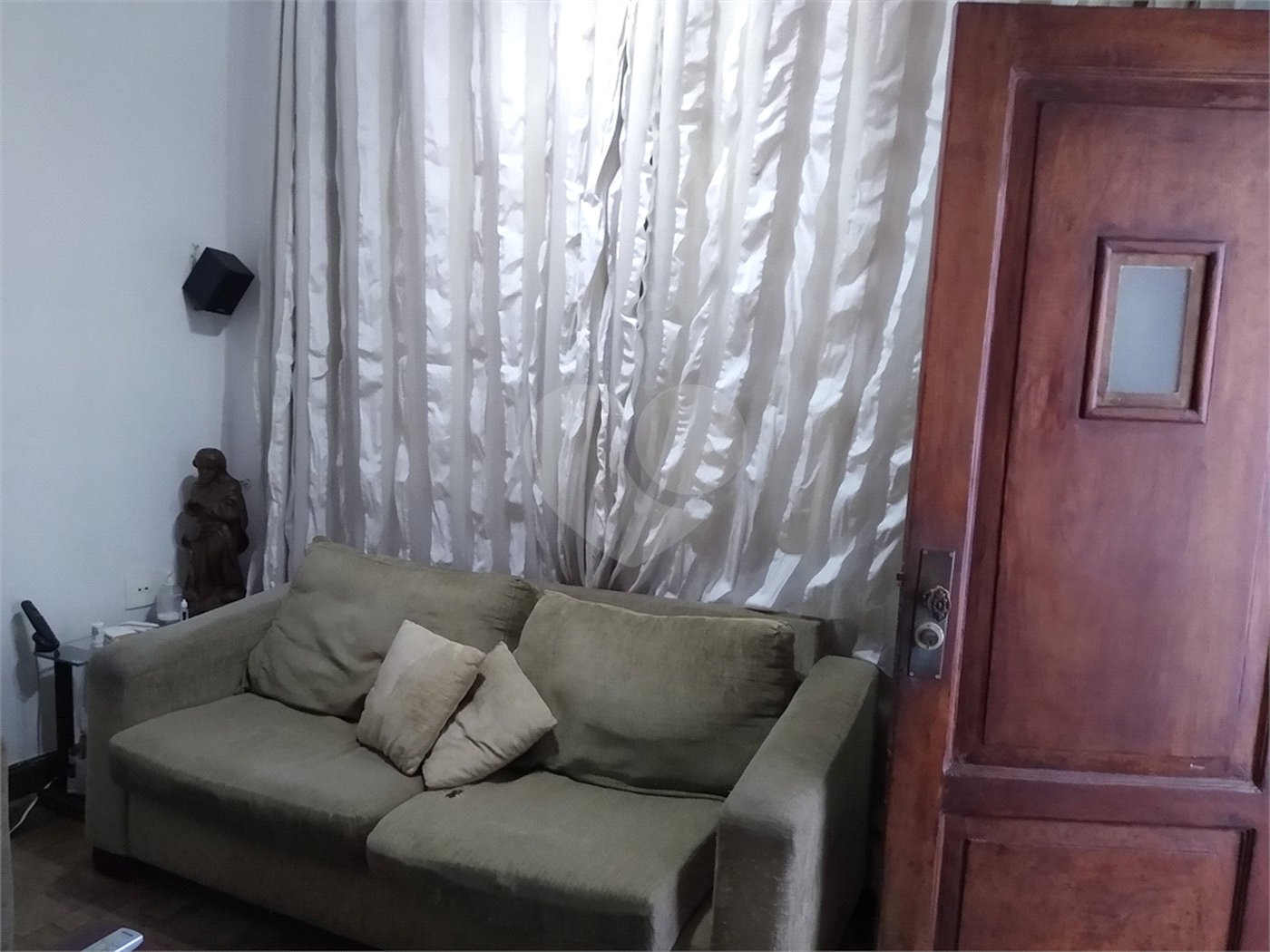 Sobrado à venda com 4 quartos, sendo 3 suítes,  em Vila Monumento, São Paulo, SP