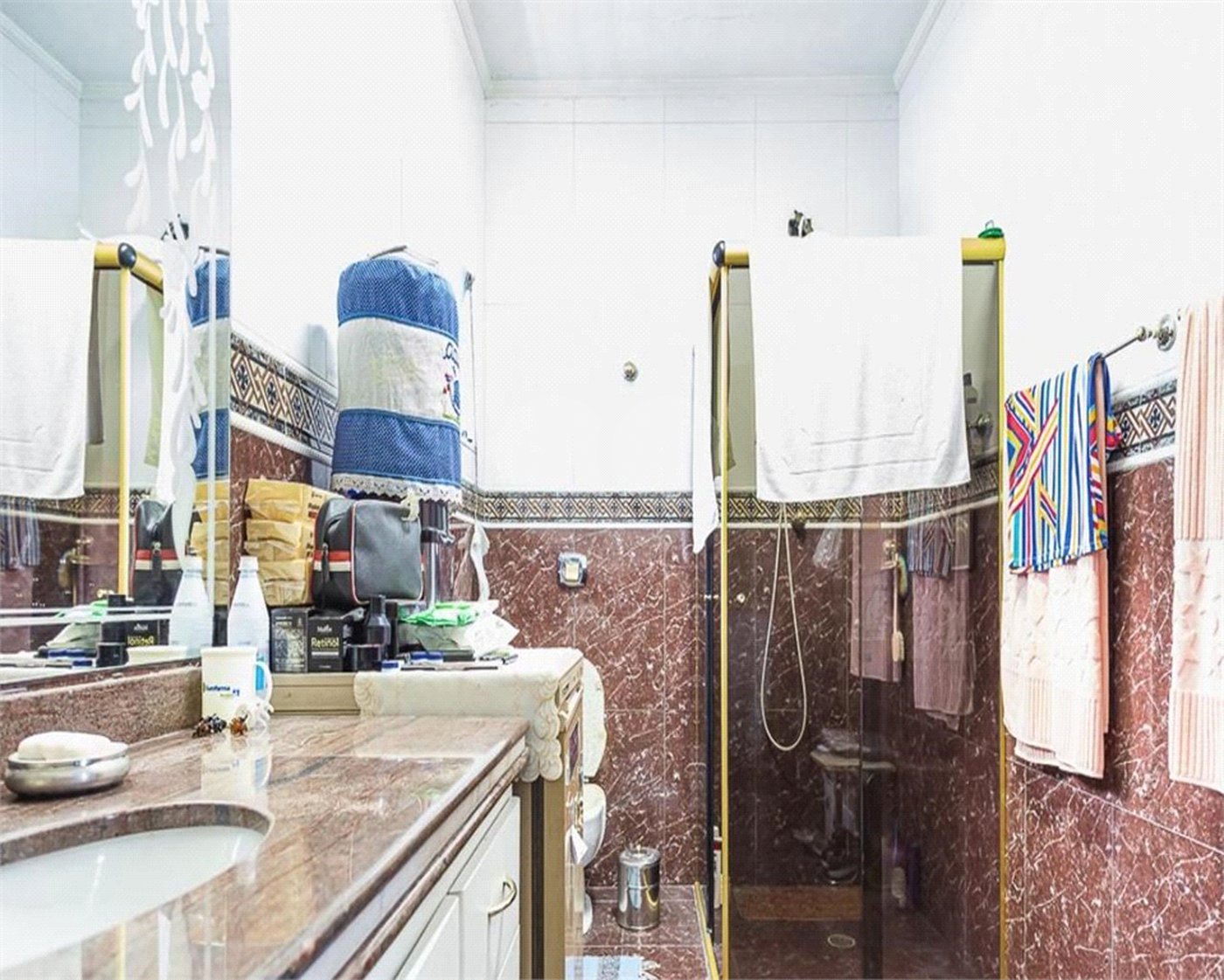 Casa à venda com 4 quartos, sendo 3 suítes,  em Osvaldo Cruz, São Caetano do Sul, SP