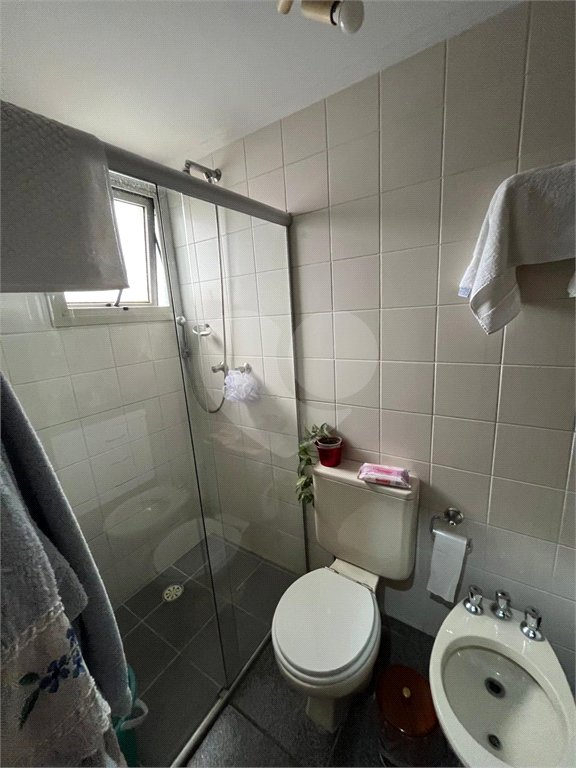 Apartamento à venda com 3 quartos, sendo 1 suíte, em Jardim Londrina, São Paulo, SP