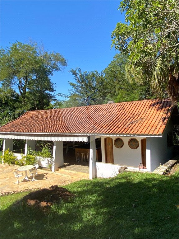 Sítio à venda com 4 quartos, sendo 3 suítes, em Aguas de Igaratá, Igaratá, SP