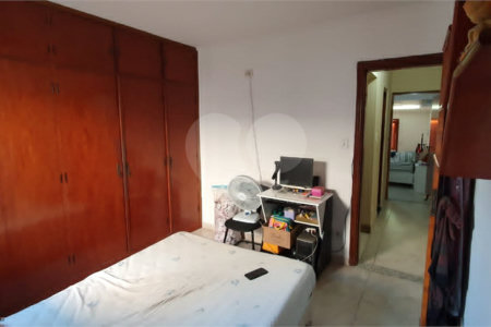 Casa à venda com 3 quartos em Parque Jabaquara, São Paulo, SP