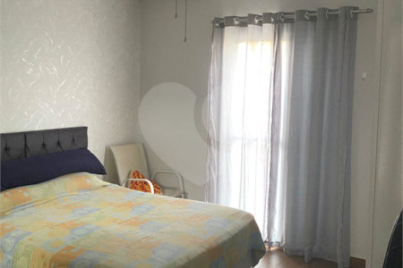 Sobrado à venda com 3 quartos, sendo 1 suíte, em Parada Inglesa, São Paulo, SP