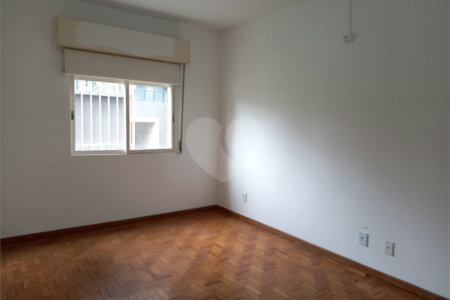 Apartamento à venda com 3 quartos, sendo 1 suíte, em Pinheiros, São Paulo, SP