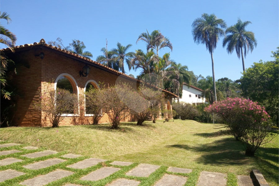 Casa à venda com 4 suítes no condomínio Chácara Jaraguá, São Paulo - SP