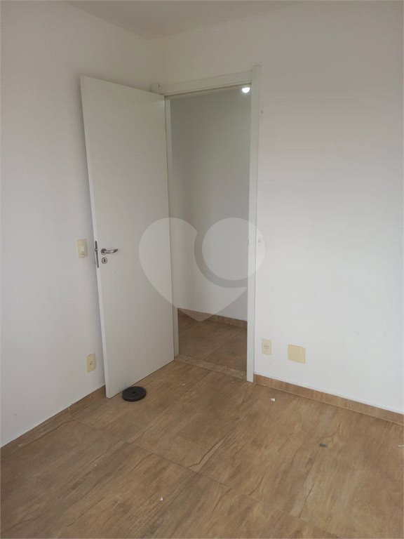 Apartamento à venda com 2 quartos em Jardim Taboão, São Paulo, SP