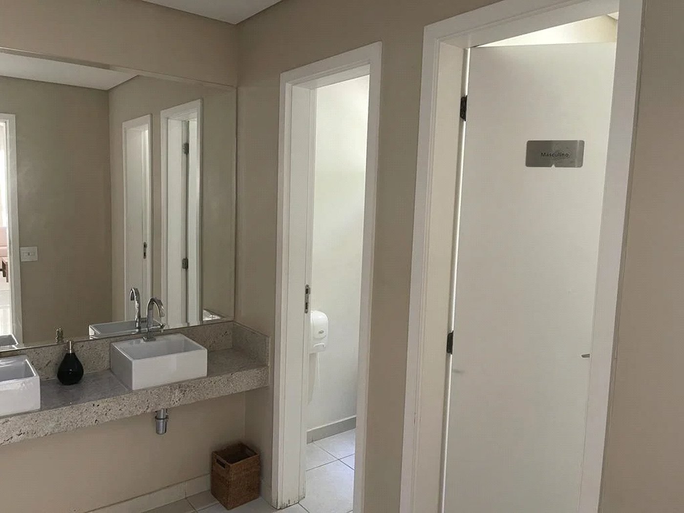 Apartamento à venda com 2 suítes em Cidade Monções, São Paulo, SP