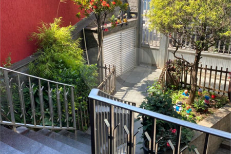 Sobrado à venda com 4 quartos, sendo 3 suítes, em Vila Gustavo, São Paulo, SP