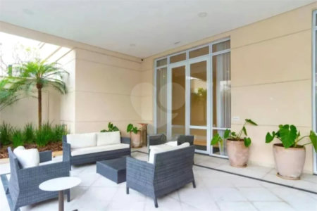 Apartamento à venda com 3 suítes em Indianópolis, São Paulo, SP