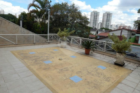 Sobrado à venda com 5 suítes em Jardim Londrina, São Paulo, SP
