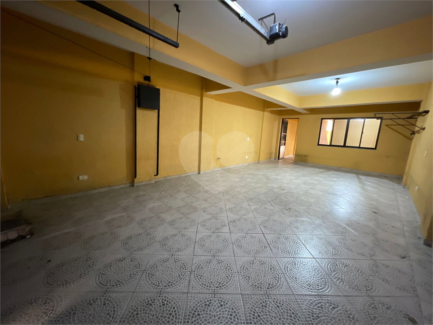 Sobrado à venda com 4 quartos, sendo 1 suíte, em Vila Nova Cachoeirinha, São Paulo, SP