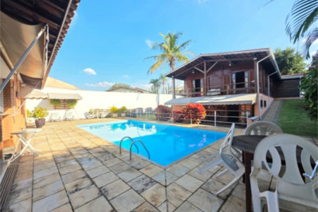 Casa à venda com 3 quartos, sendo 1 suíte, no condomínio Estância Marambaia, Vinhedo - SP