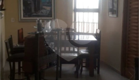 Casa à venda com 3 quartos, sendo 1 suíte,  em Vila Oliveira, Mogi das Cruzes, SP