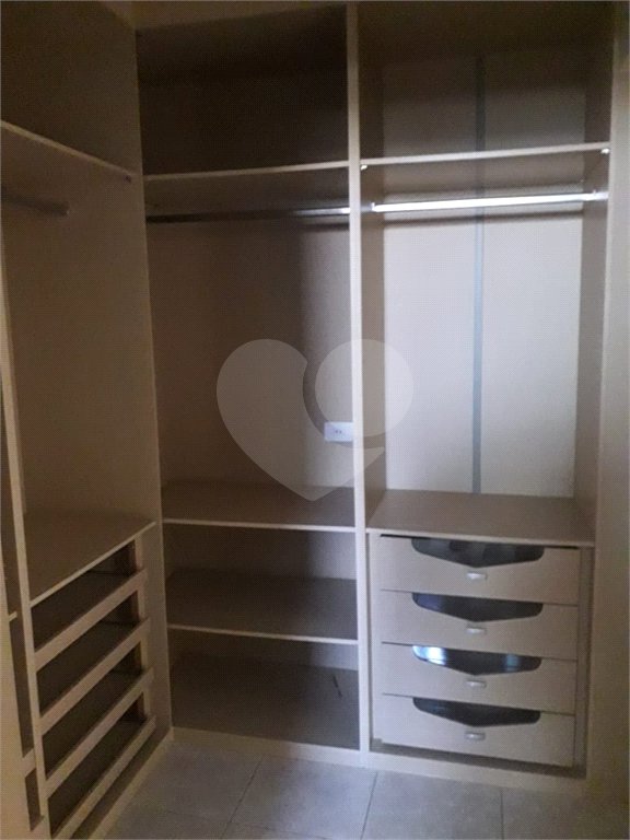 Casa à venda com 3 quartos, sendo 1 suíte, no condomínio Parque da Fazenda, Itatiba - SP