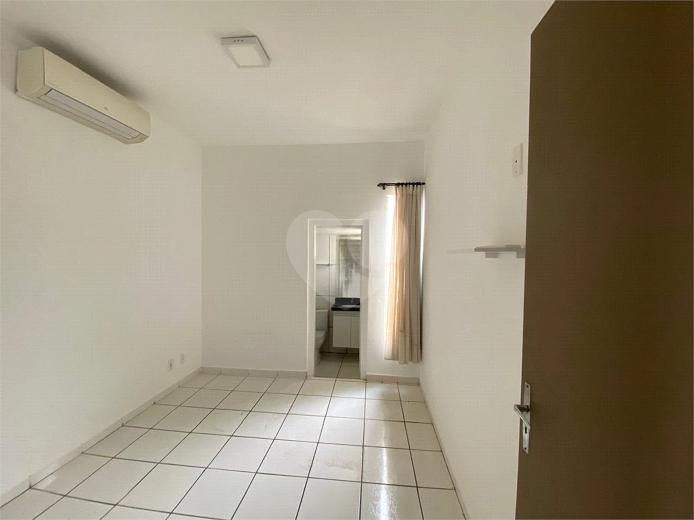 Apartamento à venda com 2 quartos, sendo 1 suíte,  em Parque Residencial das Nações Indígenas, Cuiabá, MT