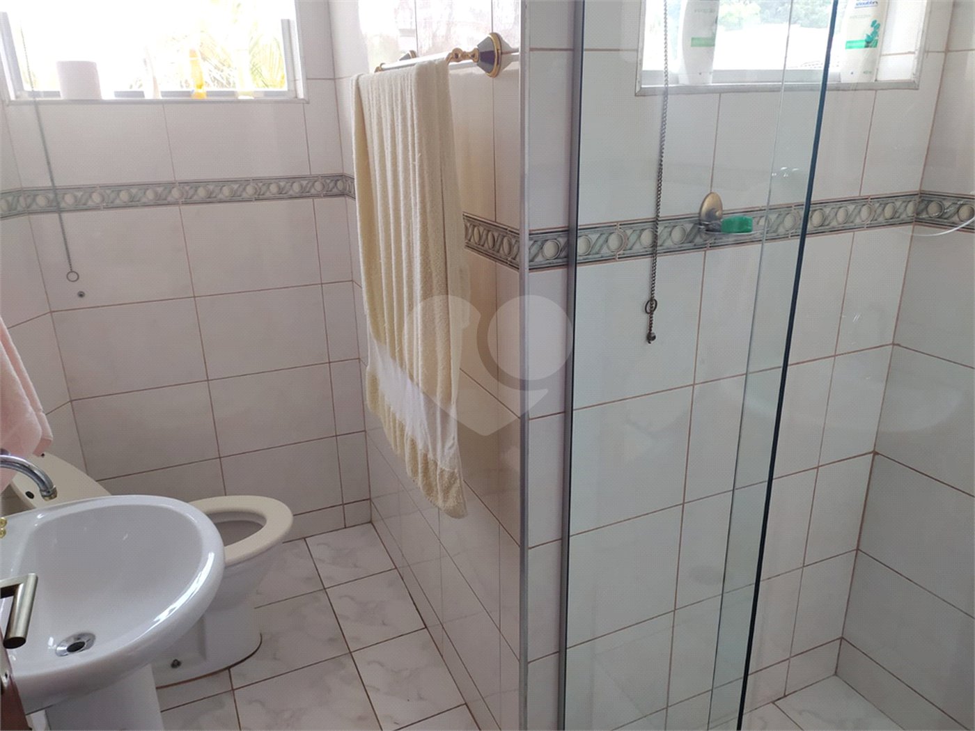 Sobrado à venda com 4 quartos, sendo 2 suítes, em Jardim Prudência, São Paulo, SP