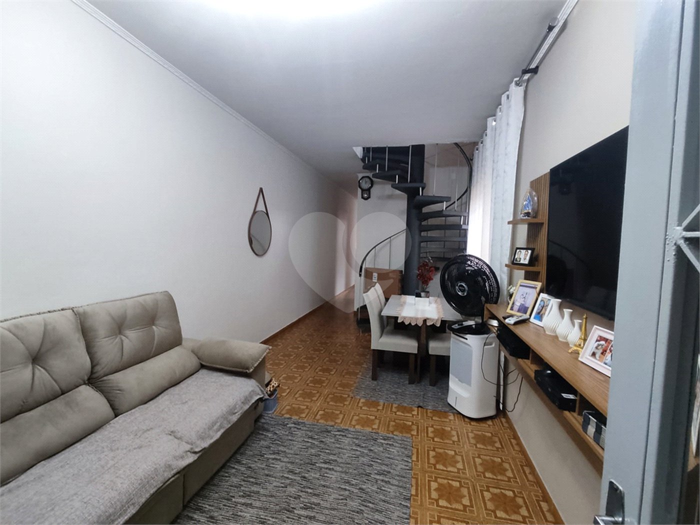 Sobrado à venda com 3 quartos, sendo 1 suíte, em Tremembé, São Paulo, SP