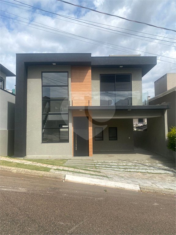 Terreno à venda com 3 suítes no condomínio Terras de Atibaia 1, Atibaia - SP