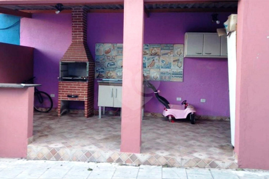 Sobrado à venda com 4 quartos, sendo 1 suíte,  em Tremembé, São Paulo, SP