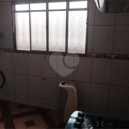Casa de Vila à venda com 3 quartos em Vila Vieira (vila Xavier), Araraquara, SP