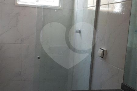 Sobrado à venda com 3 quartos, sendo 1 suíte, em Jardim Ester, São Paulo, SP