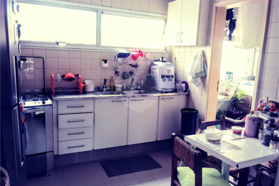 Apartamento à venda com 3 quartos, sendo 1 suíte,  em Perdizes, São Paulo, SP