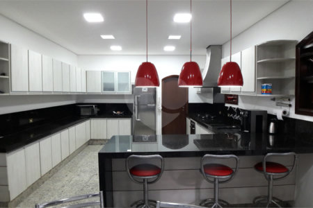 Casa à venda com 4 suítes em Lar São Paulo, São Paulo, SP