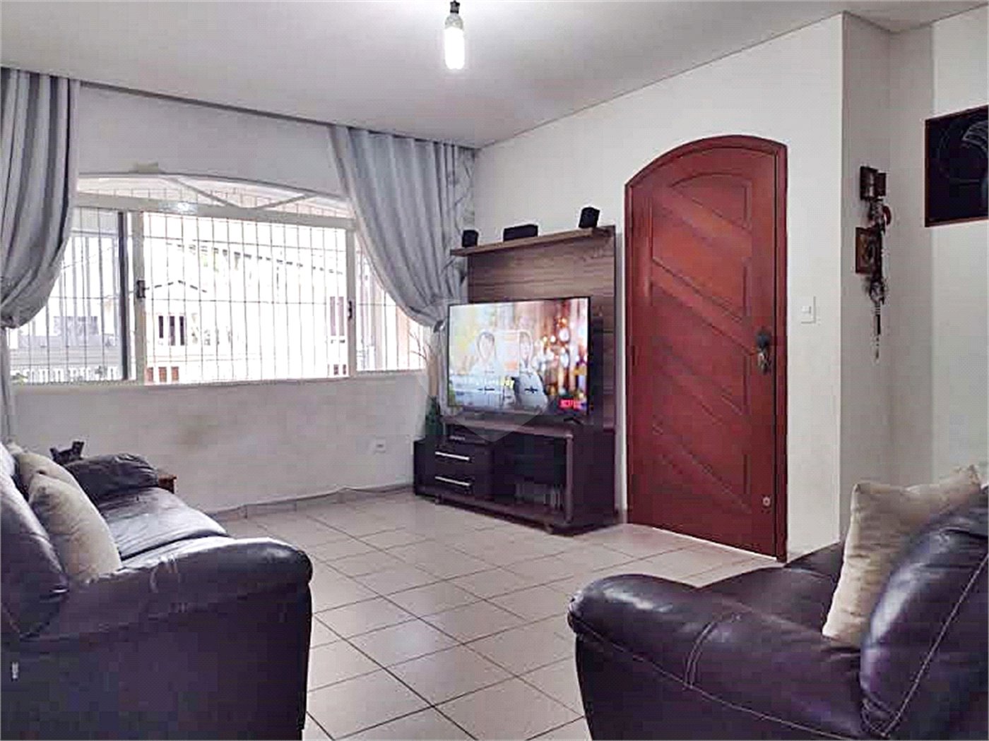 Casa à venda com 5 quartos, sendo 1 suíte, em Água Fria, São Paulo, SP