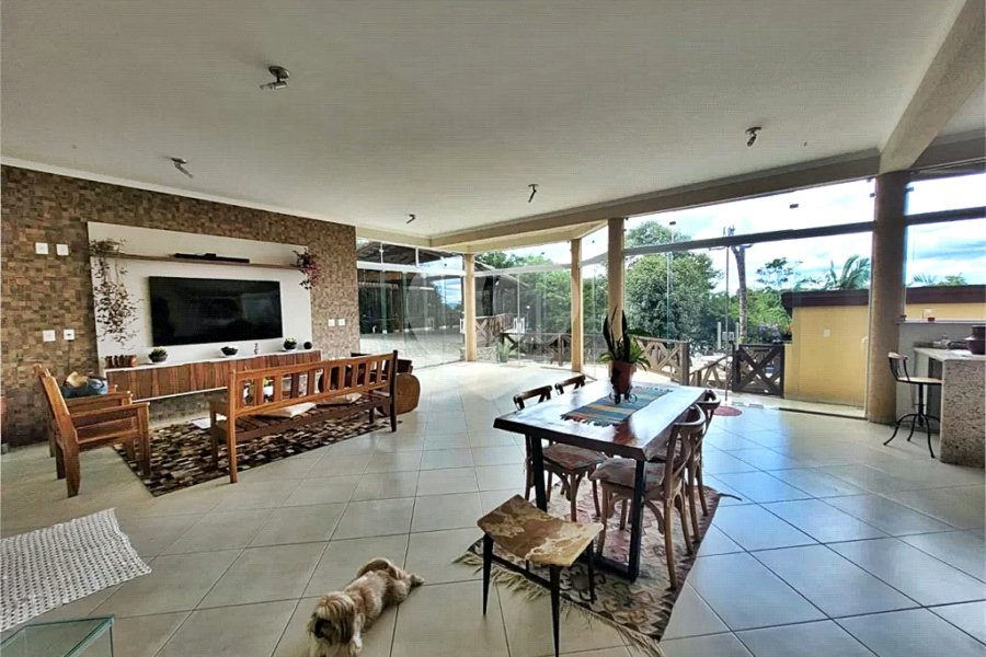 Casa à venda com 3 suítes no condomínio Cantareira, Mairiporã - SP