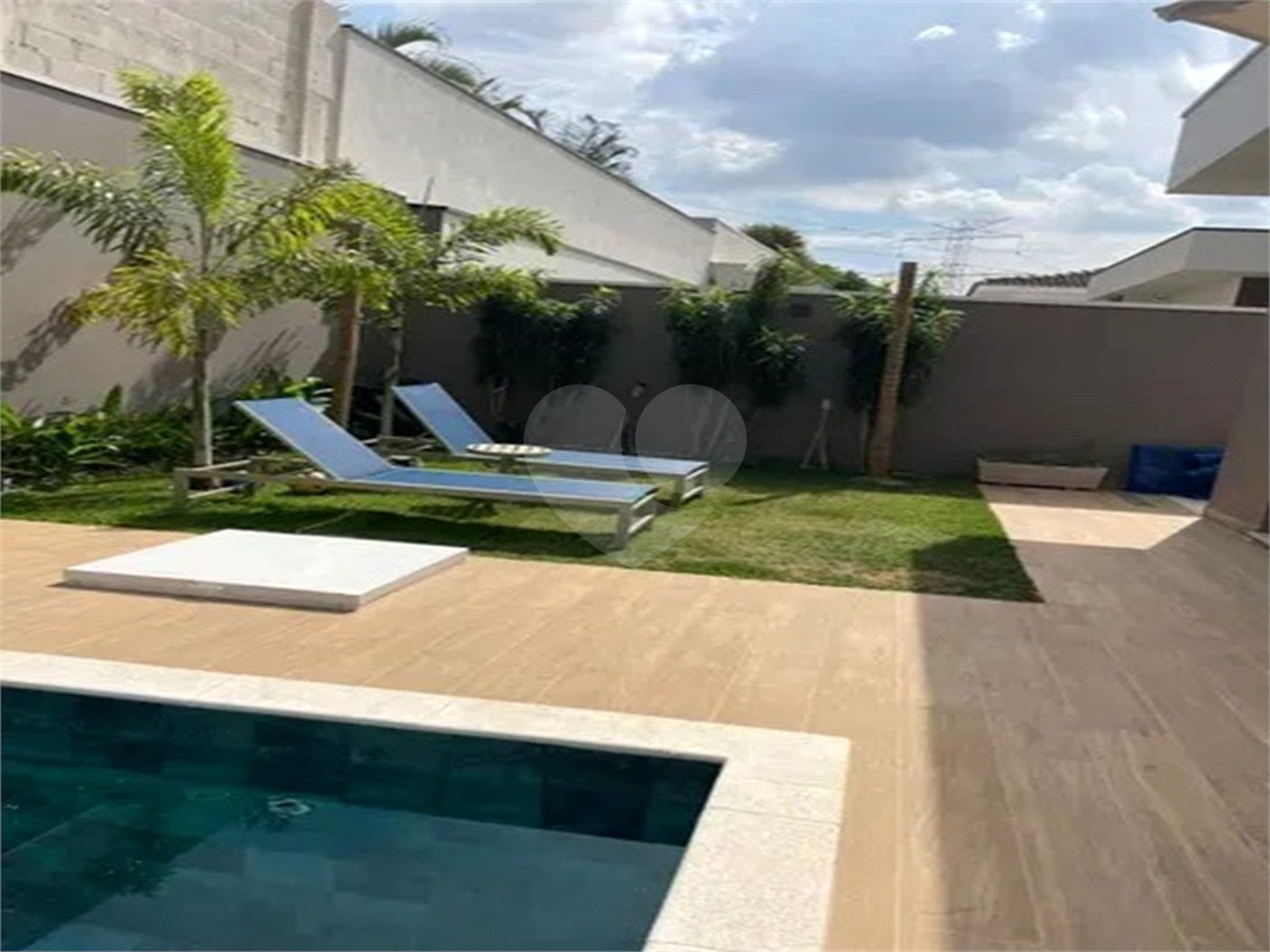 Casa Térrea à venda com 3 suítes em Medeiros, Jundiaí, SP
