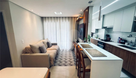Apartamento à venda com 2 quartos, sendo 1 suíte,  em Santo Amaro, São Paulo, SP