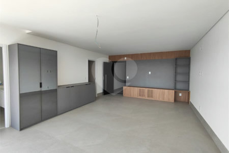 Apartamento à venda com 3 suítes em Vila Castelo Branco, Indaiatuba, SP